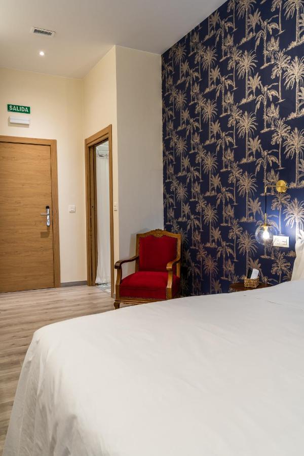 Four Rooms Hostel Lugo Εξωτερικό φωτογραφία