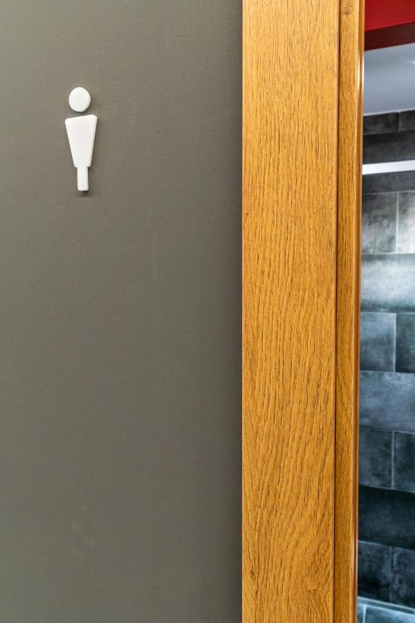Four Rooms Hostel Lugo Εξωτερικό φωτογραφία