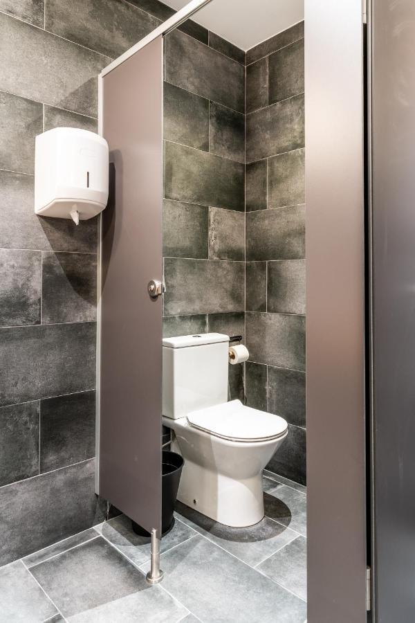 Four Rooms Hostel Lugo Εξωτερικό φωτογραφία