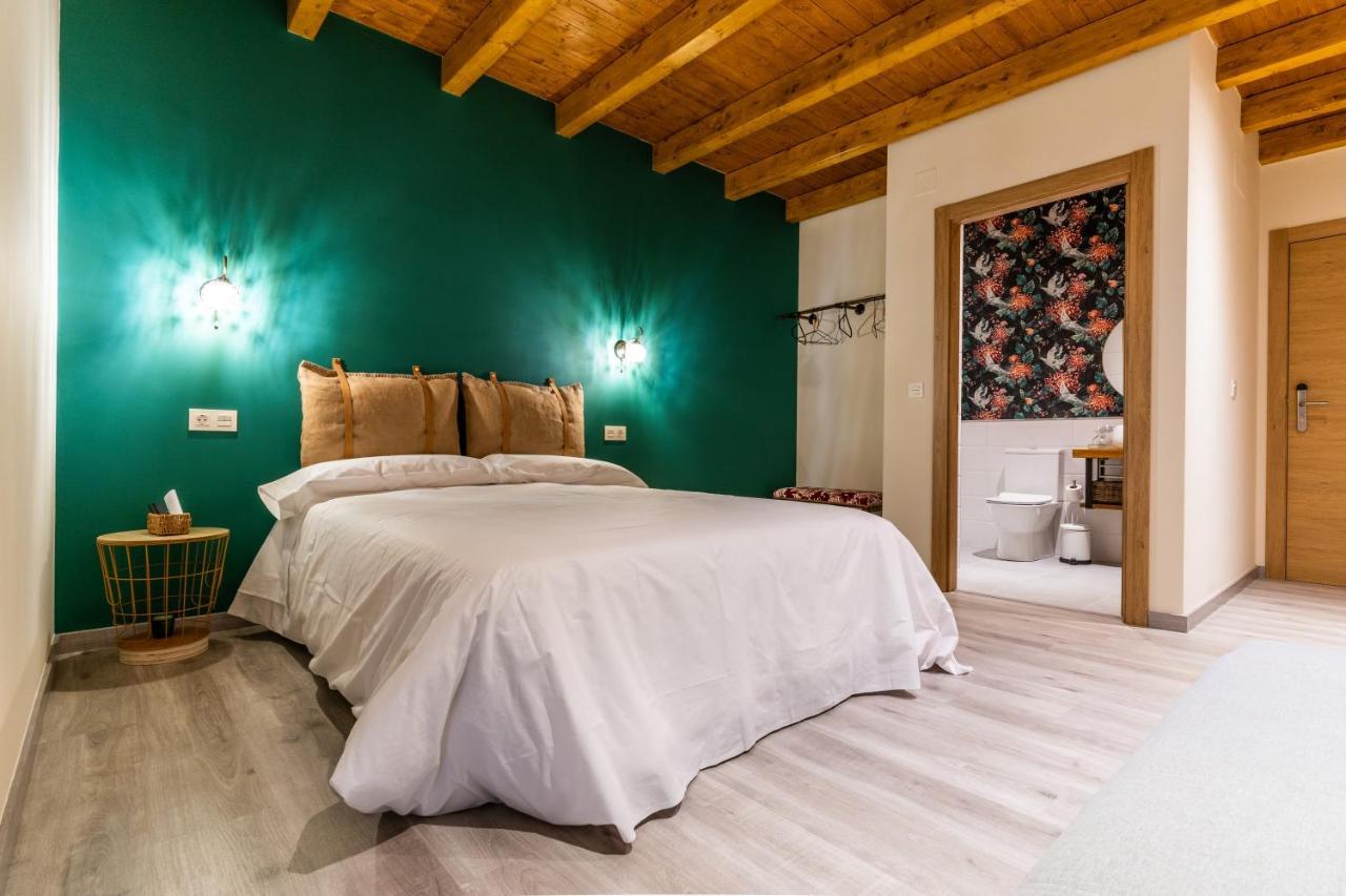 Four Rooms Hostel Lugo Εξωτερικό φωτογραφία