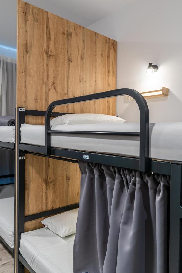 Four Rooms Hostel Lugo Εξωτερικό φωτογραφία